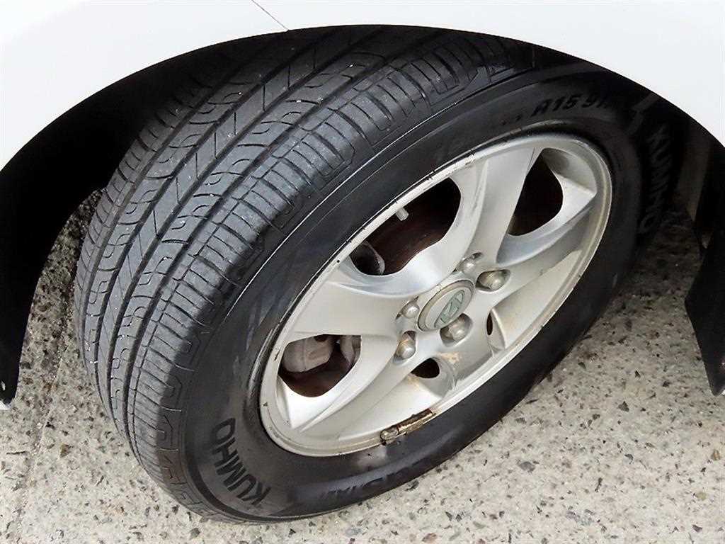 Hyundai Avante — photo 17