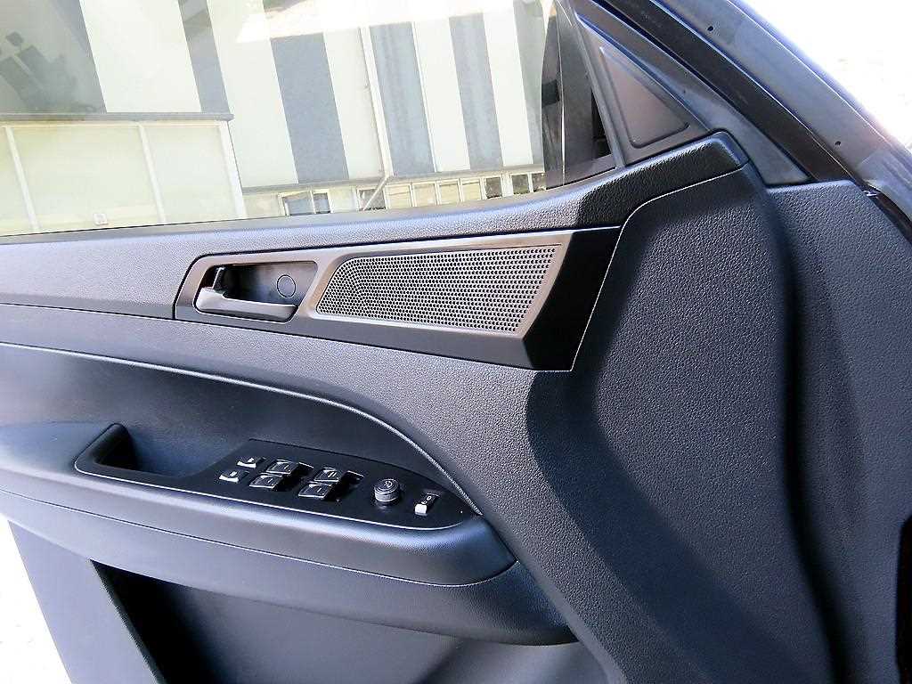 KGM Rexton — photo 11