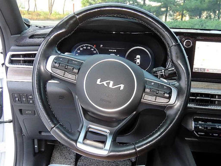 Kia K5 — photo 08