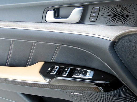 Kia K5 — photo 11