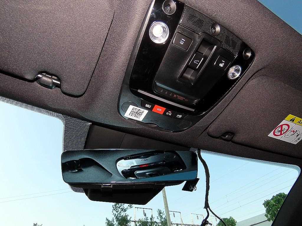 Kia K5 — photo 14
