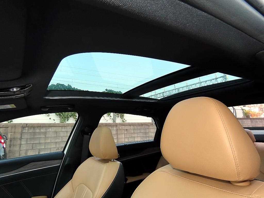Kia K5 — photo 17