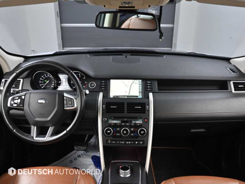 Land Rover Discovery Sport — photo 07