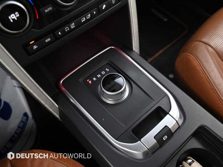 Land Rover Discovery Sport — photo 09