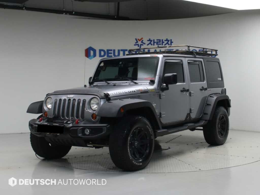 Jeep Wrangler — photo 01