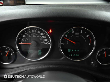 Jeep Wrangler — photo 08