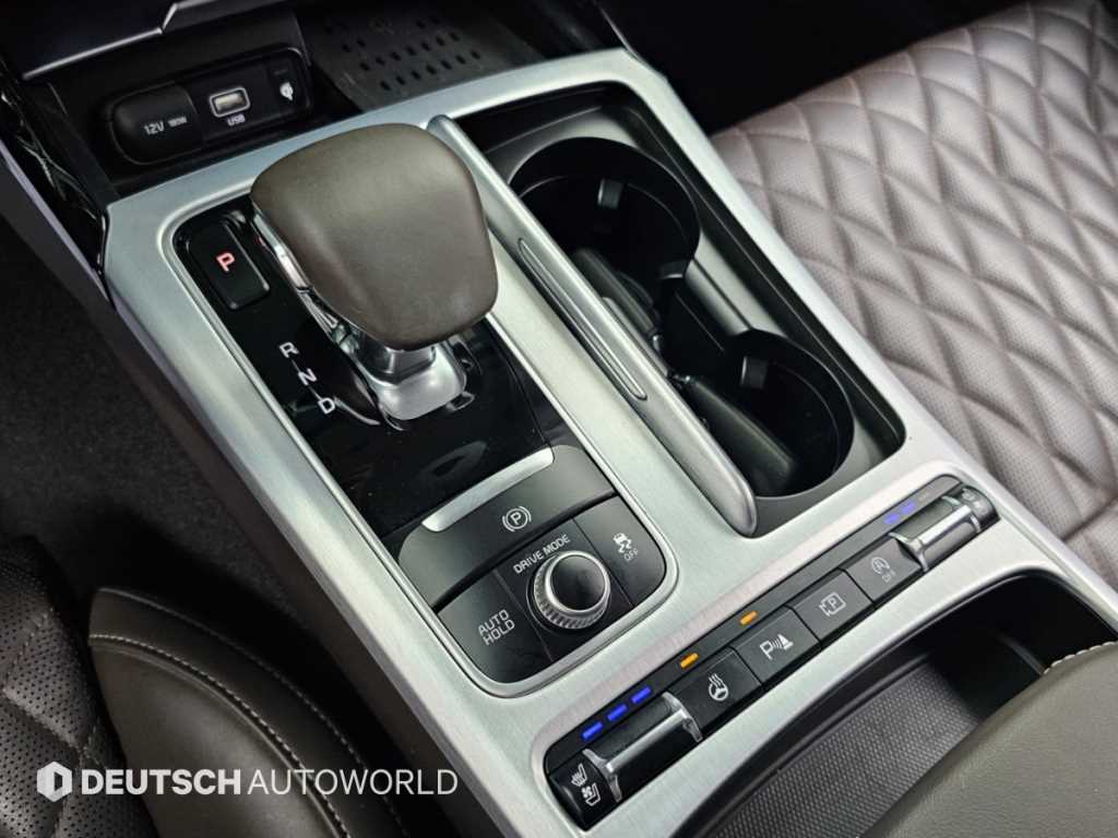 Kia Stinger — photo 09