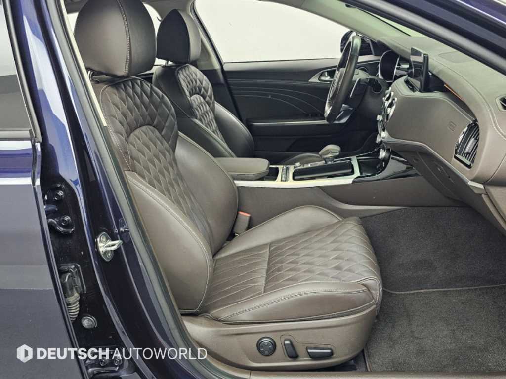 Kia Stinger — photo 10