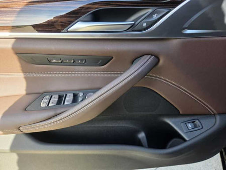 BMW 5-Series — photo 12
