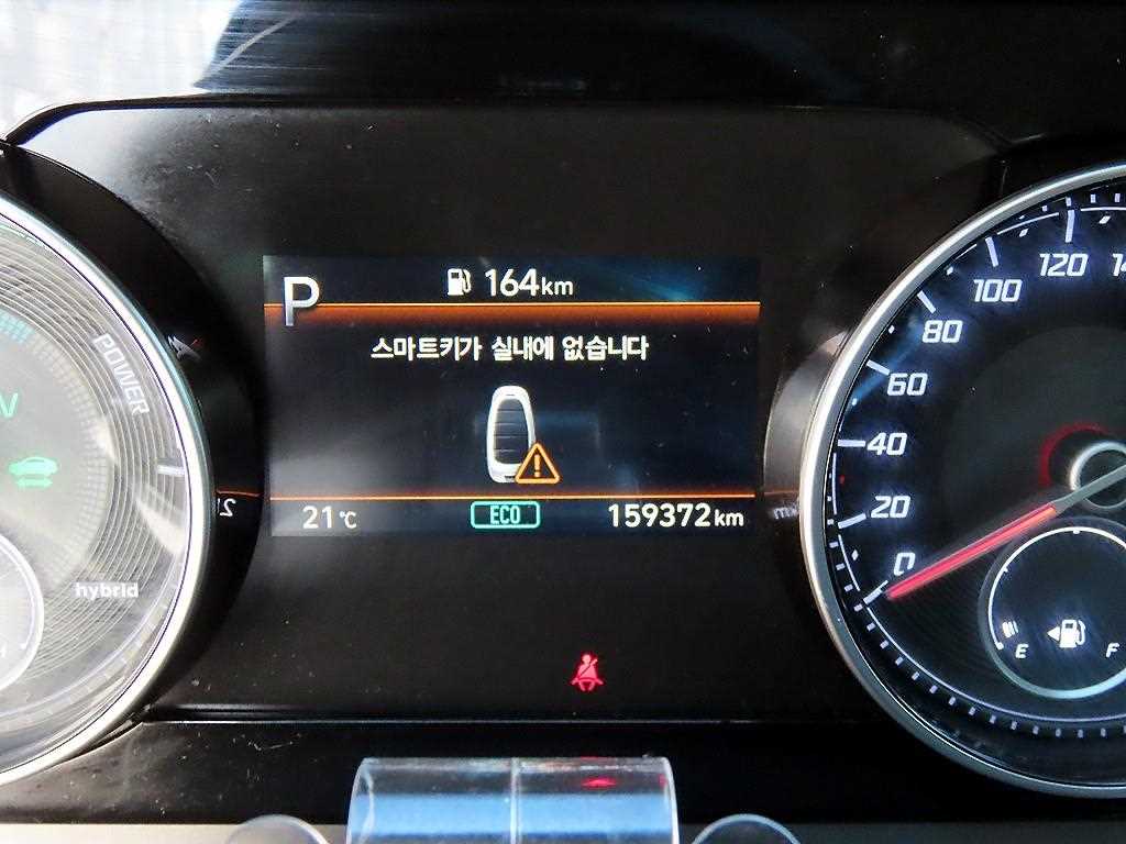 Hyundai Grandeur — photo 09