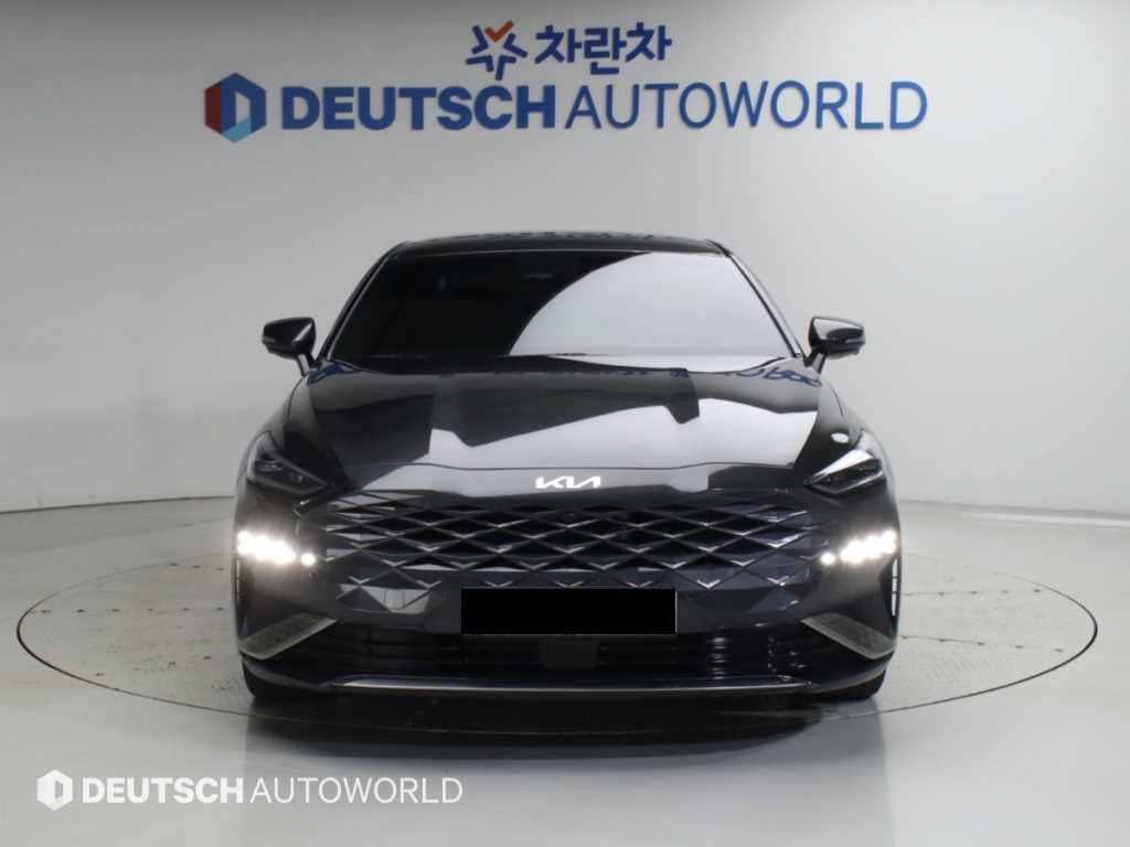 Kia K8 — photo 03