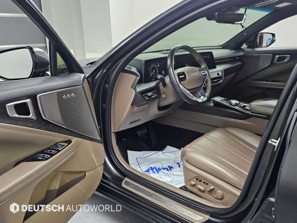 Kia K8 — photo 11