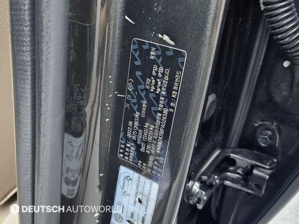 Kia K8 — photo 20