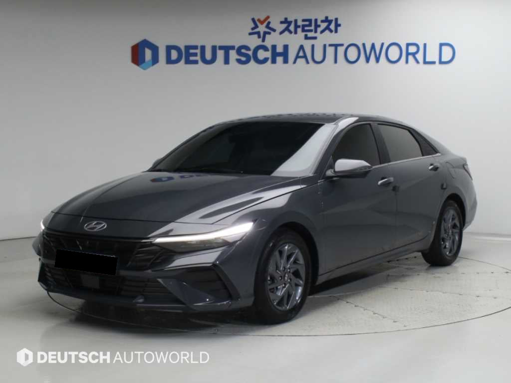 Hyundai Avante — photo 01