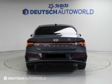 Hyundai Avante — photo 04