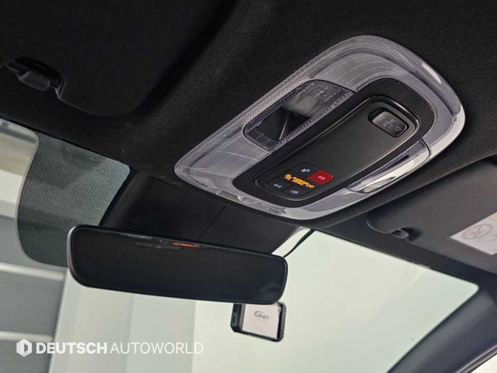 Hyundai Avante — photo 18