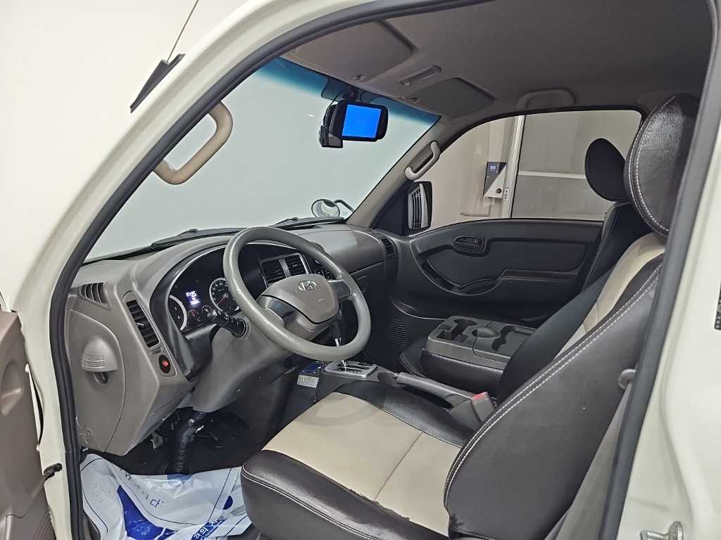 Hyundai Porter II — photo 07