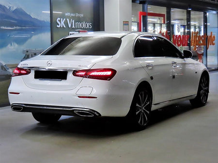 Mercedes-Benz E-Class — photo 04