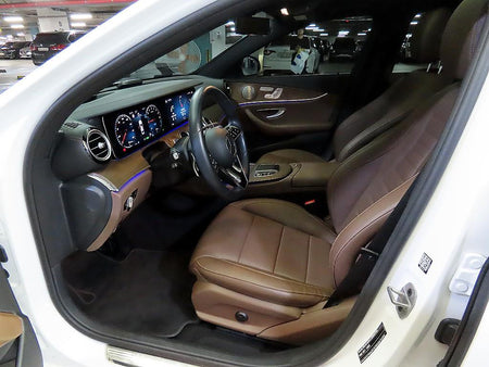 Mercedes-Benz E-Class — photo 06