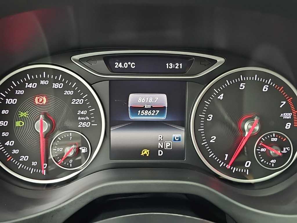 Mercedes-Benz A-Class — photo 05