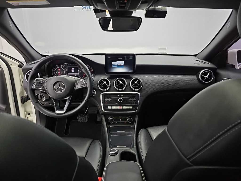 Mercedes-Benz A-Class — photo 06