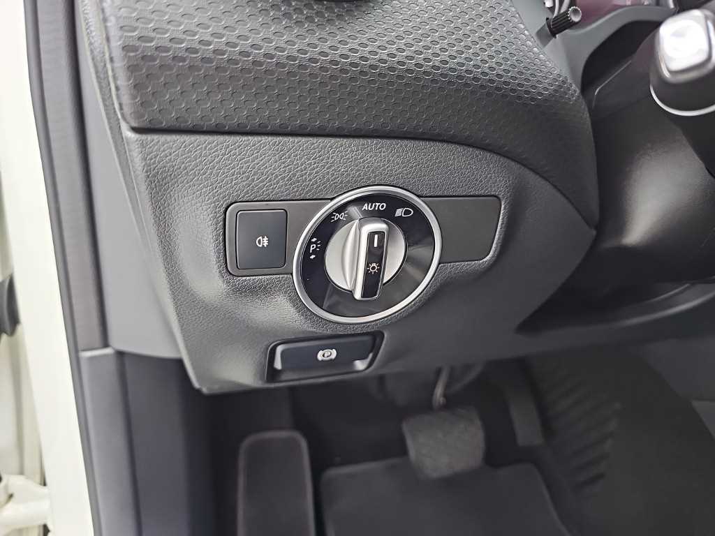 Mercedes-Benz A-Class — photo 17