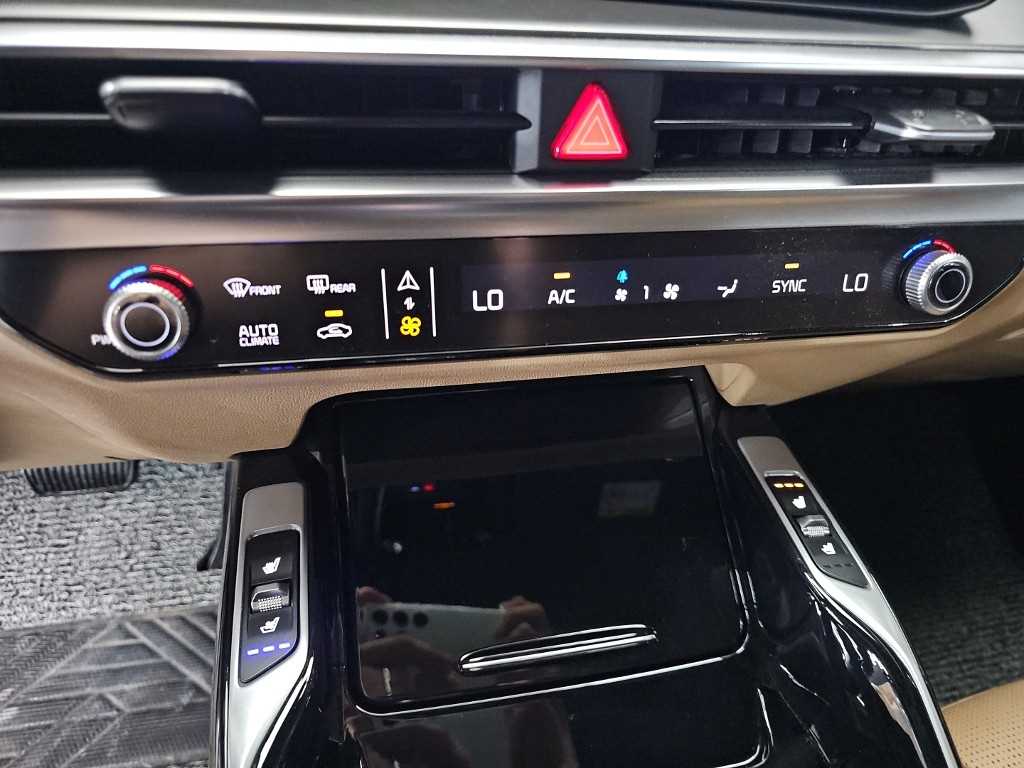 Kia Sorento — photo 10