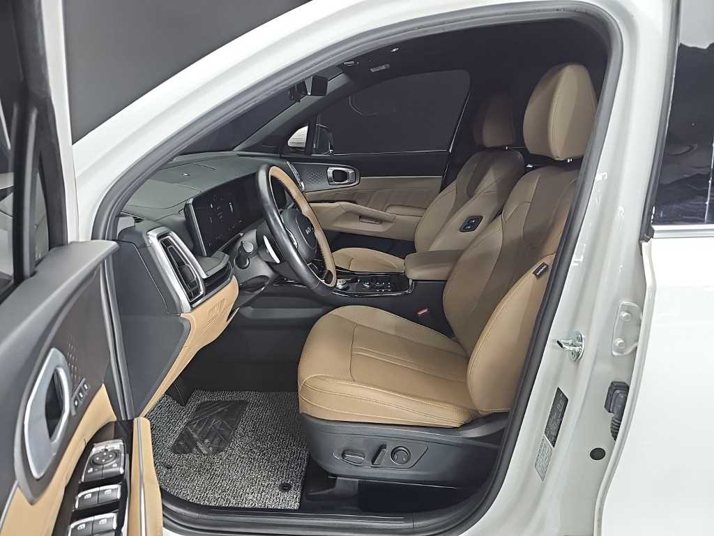Kia Sorento — photo 11