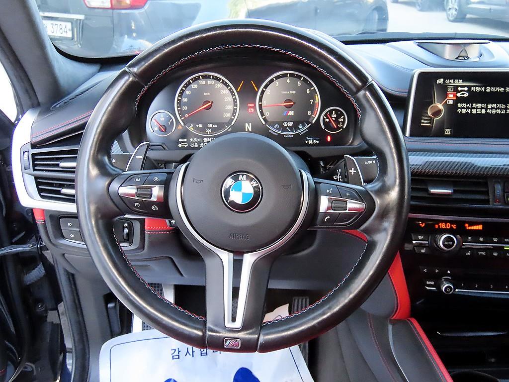 BMW X6M — photo 08