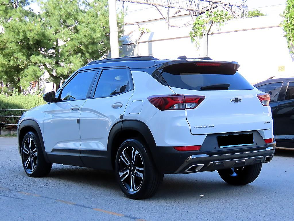 CHEVROLET Trailblazer — photo 03