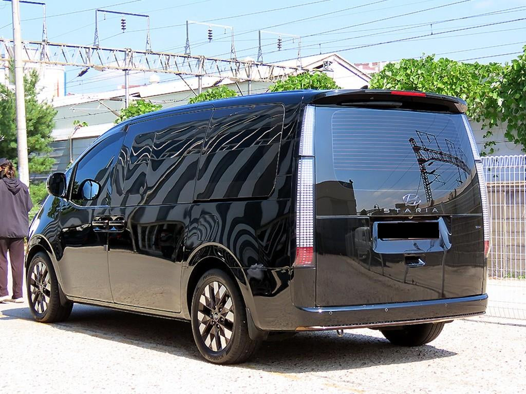Hyundai Staria — photo 03