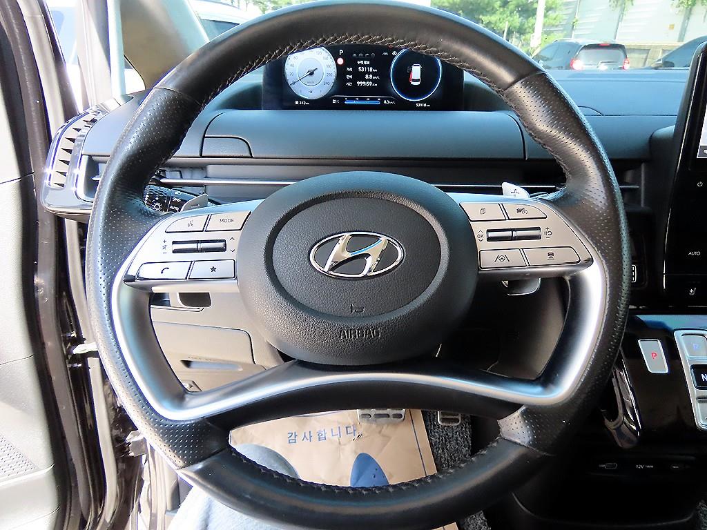 Hyundai Staria — photo 10