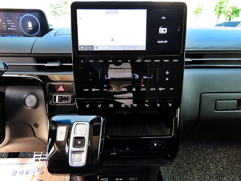 Hyundai Staria — photo 12