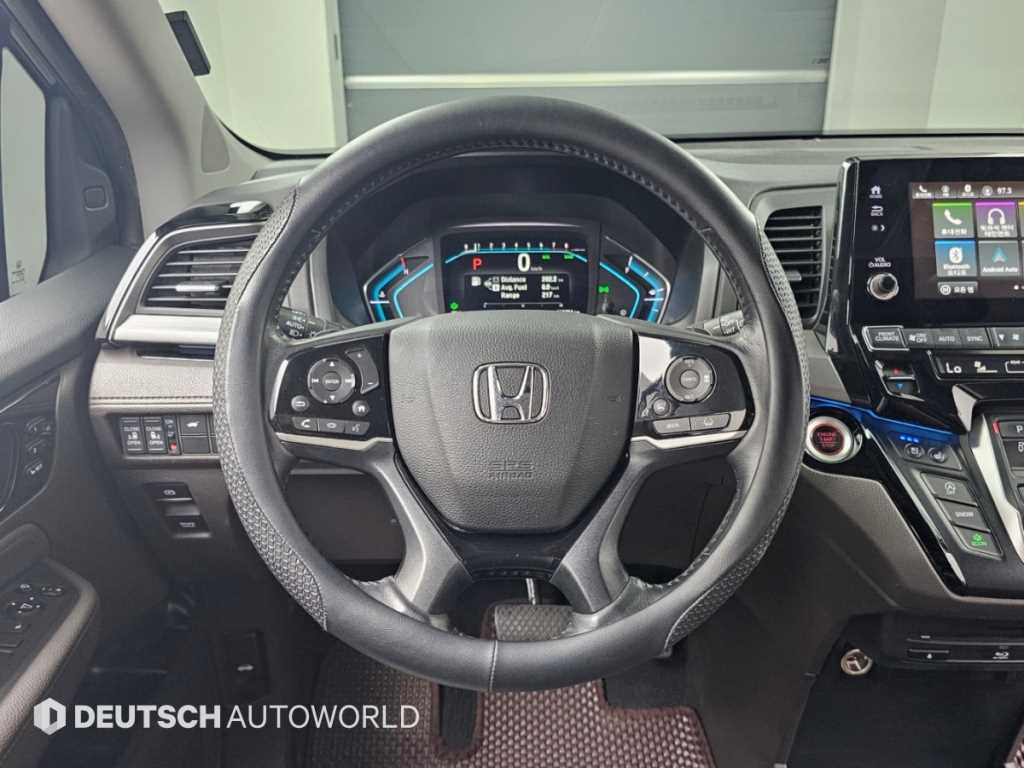 Honda Odyssey — photo 13