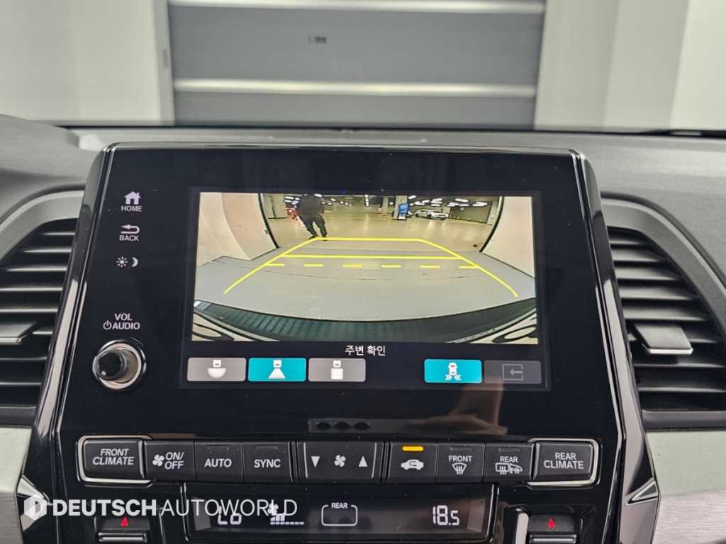 Honda Odyssey — photo 15