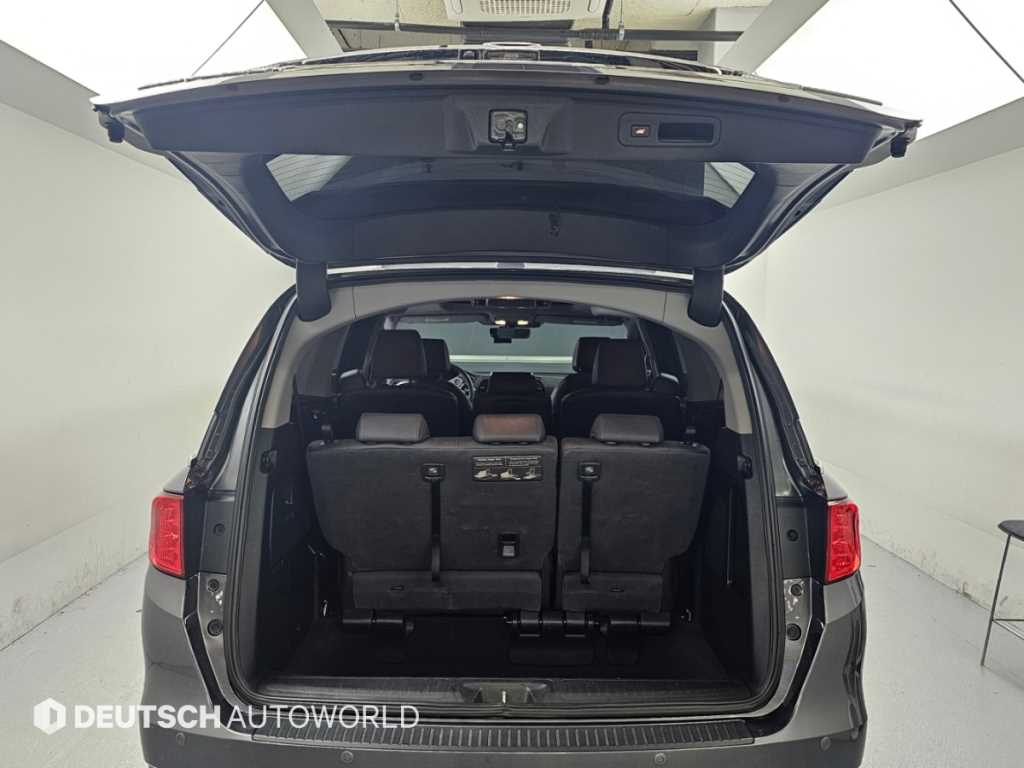 Honda Odyssey — photo 19