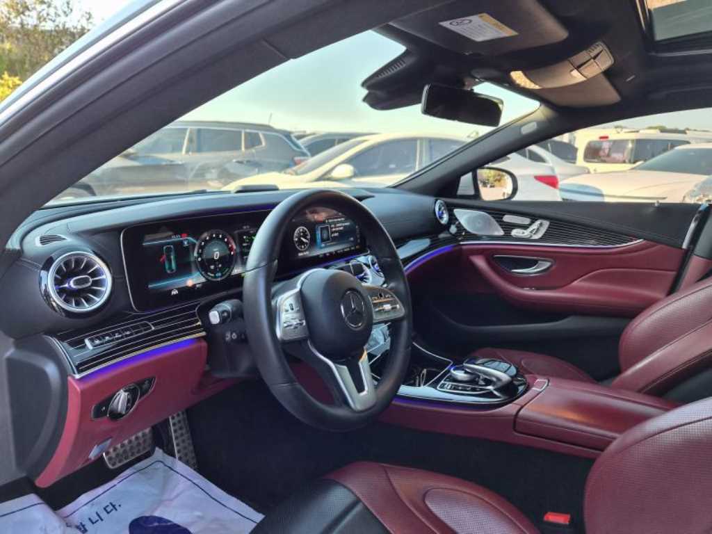 Mercedes-Benz CLS-Class — photo 06