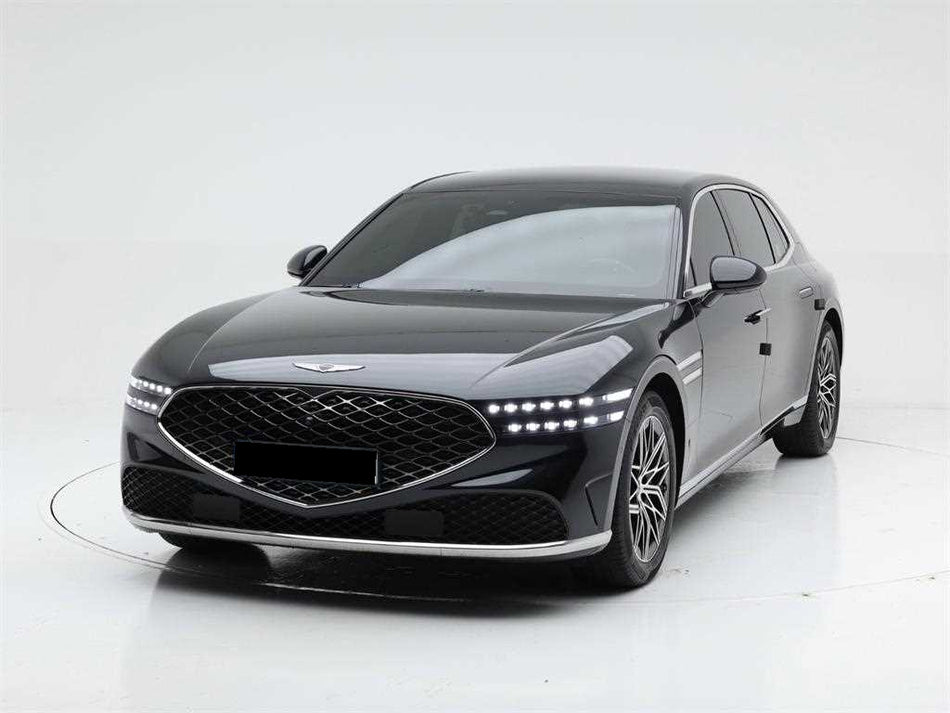 Genesis G90 — photo 01