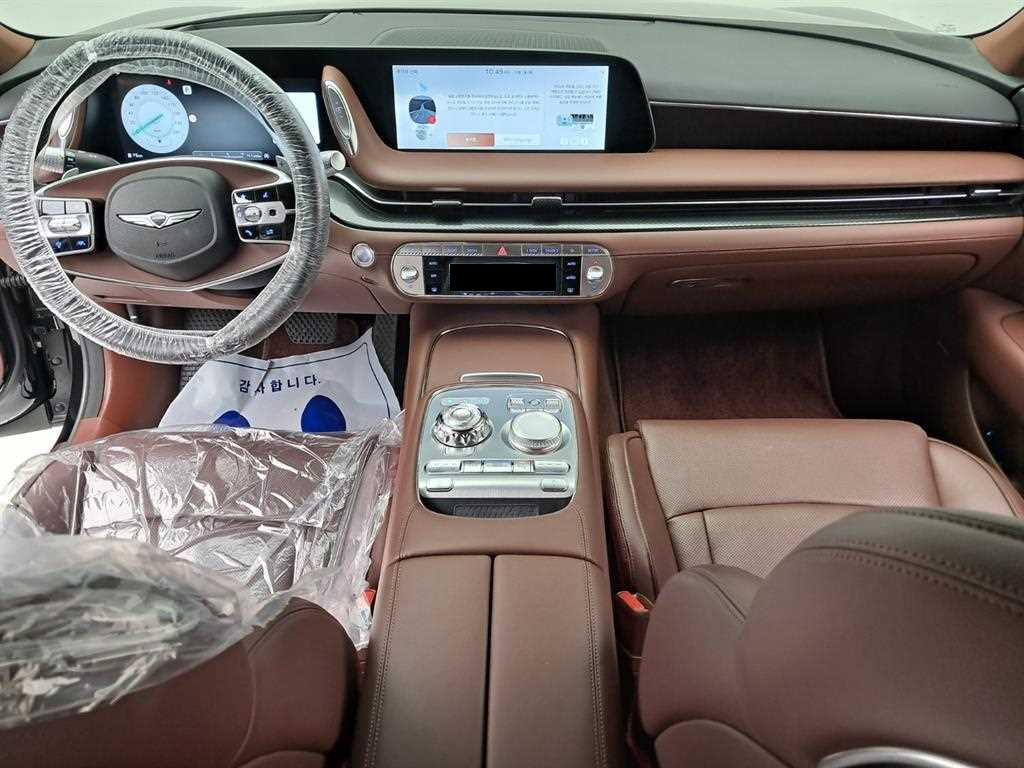 Genesis G90 — photo 06