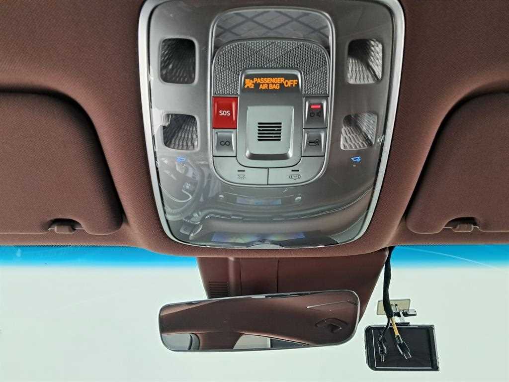 Genesis G90 — photo 15