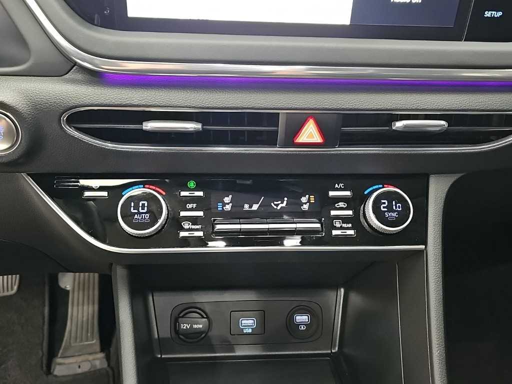 Hyundai Sonata — photo 10