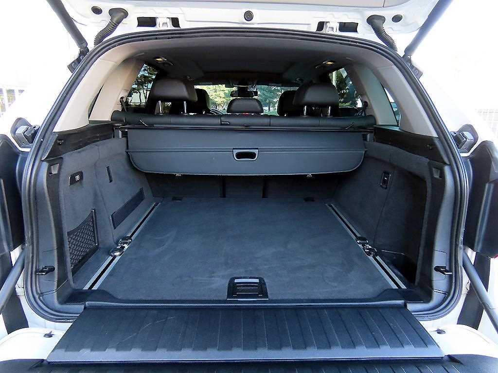 BMW X5 — photo 17