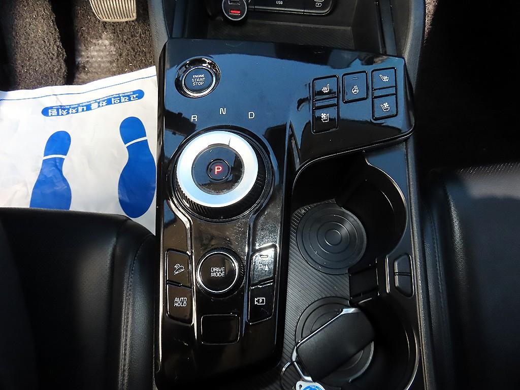 Kia Sportage — photo 10