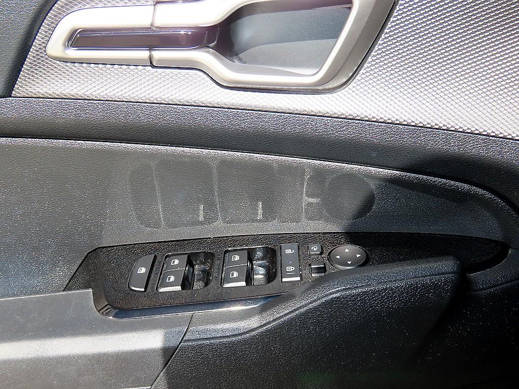 Kia Sportage — photo 11