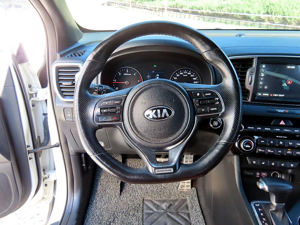 Kia Sportage — photo 08