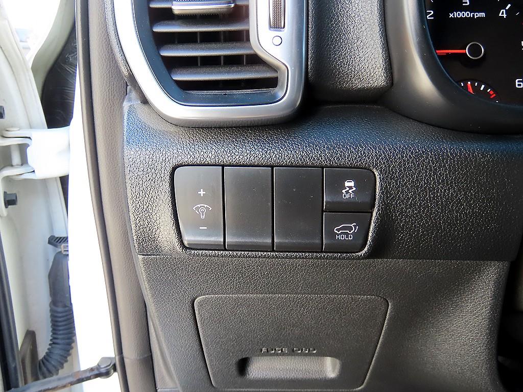 Kia Sportage — photo 12