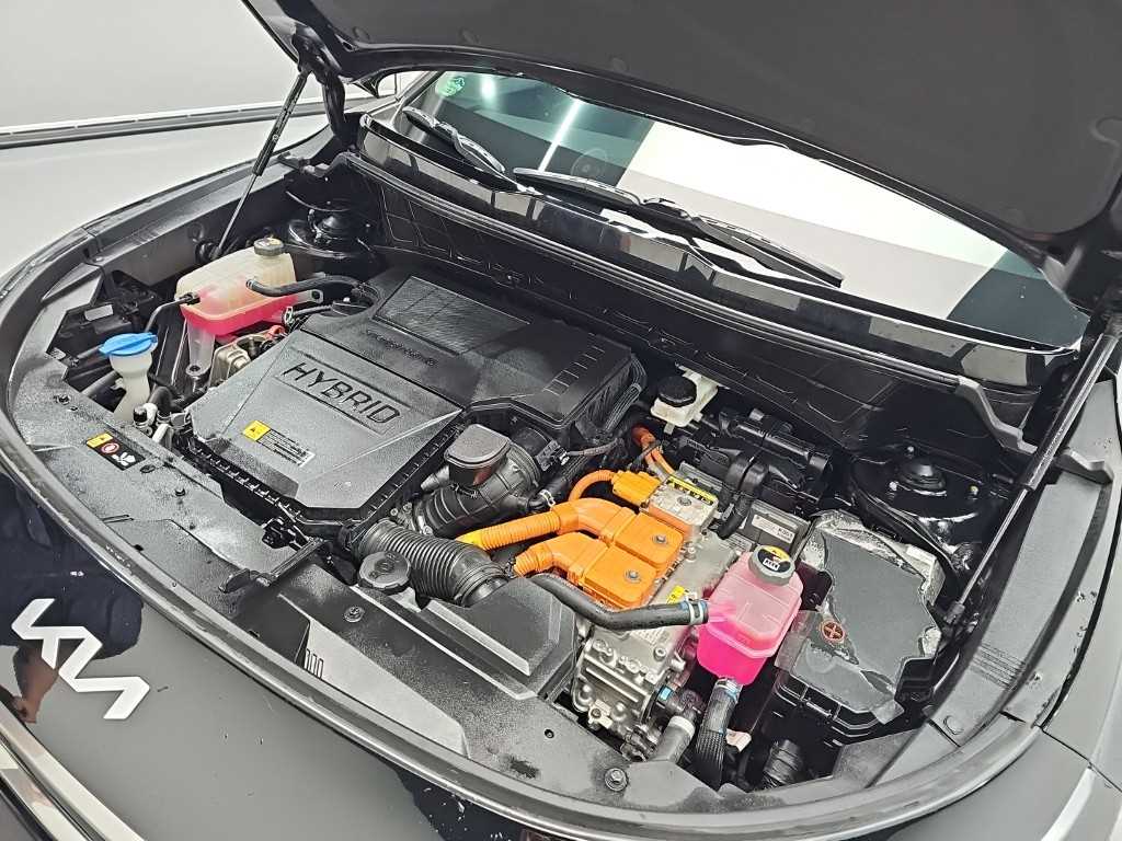 Kia Niro — photo 05