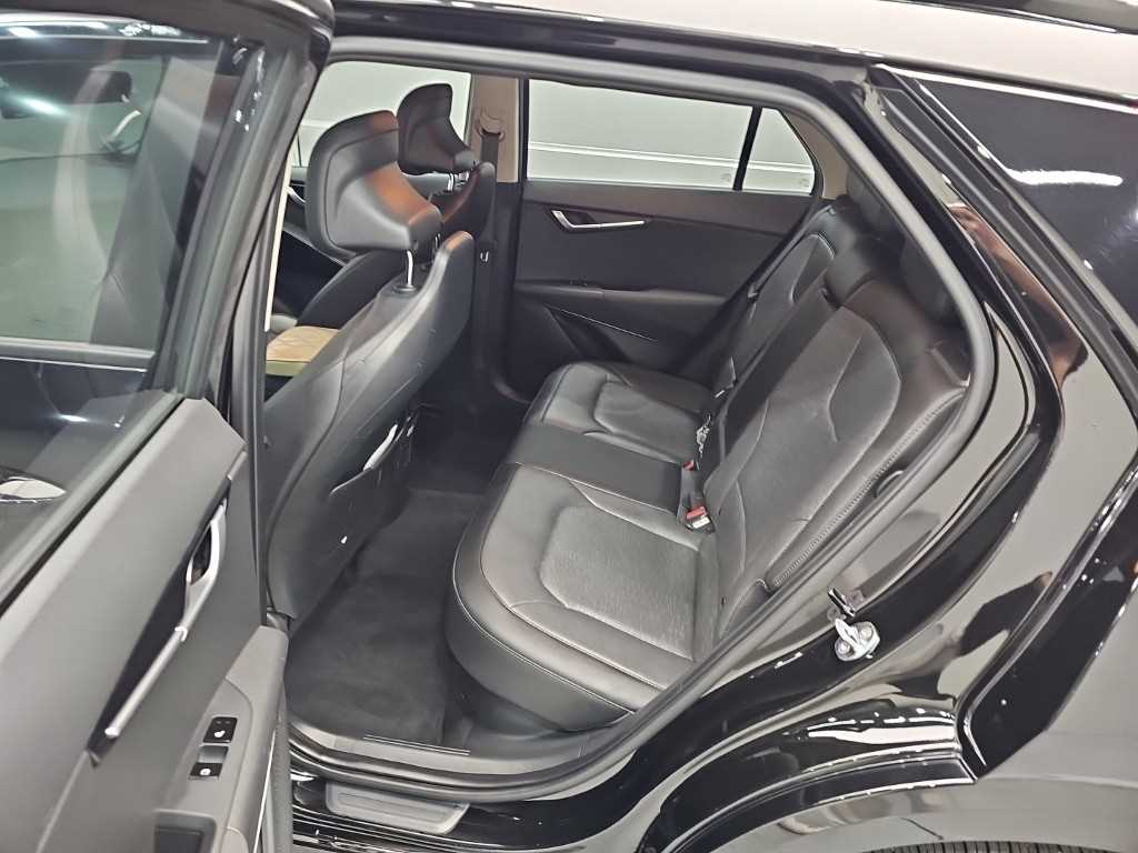 Kia Niro — photo 12