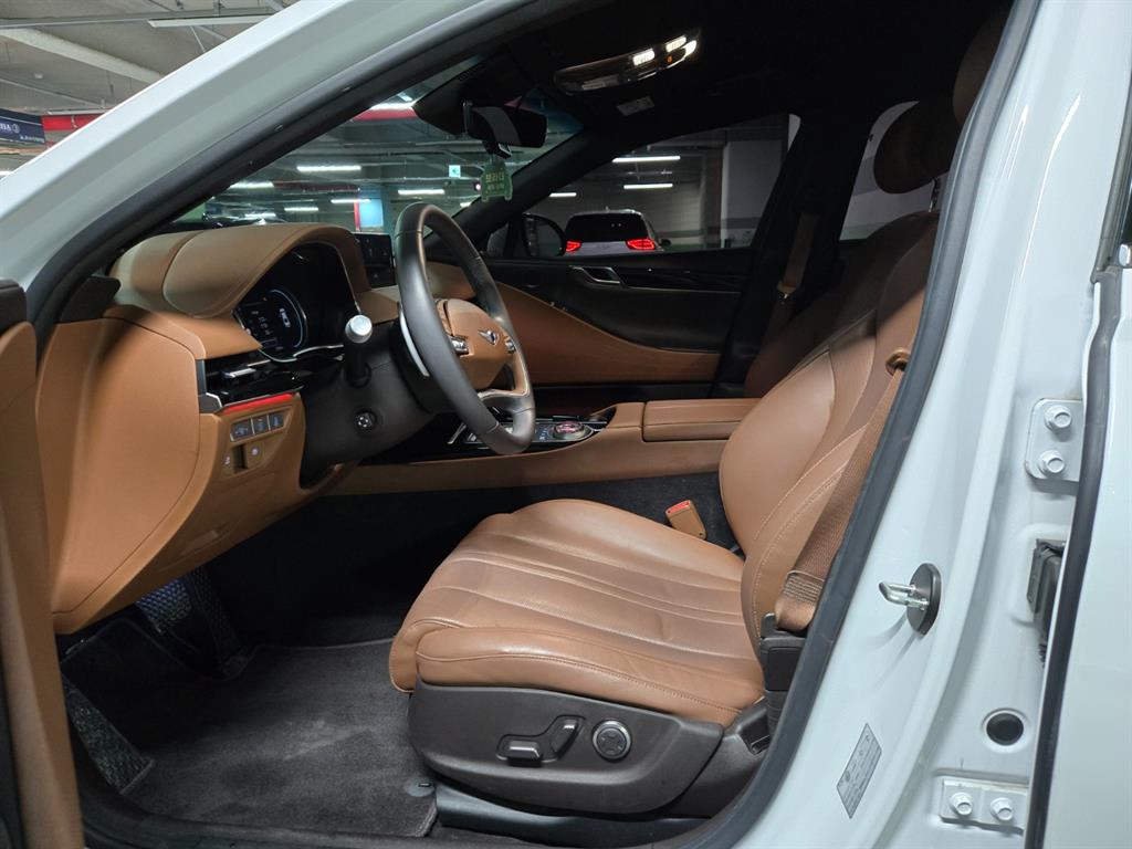 Genesis G80 — photo 06