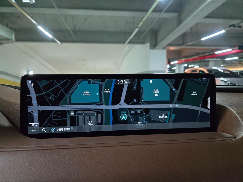Genesis G80 — photo 12
